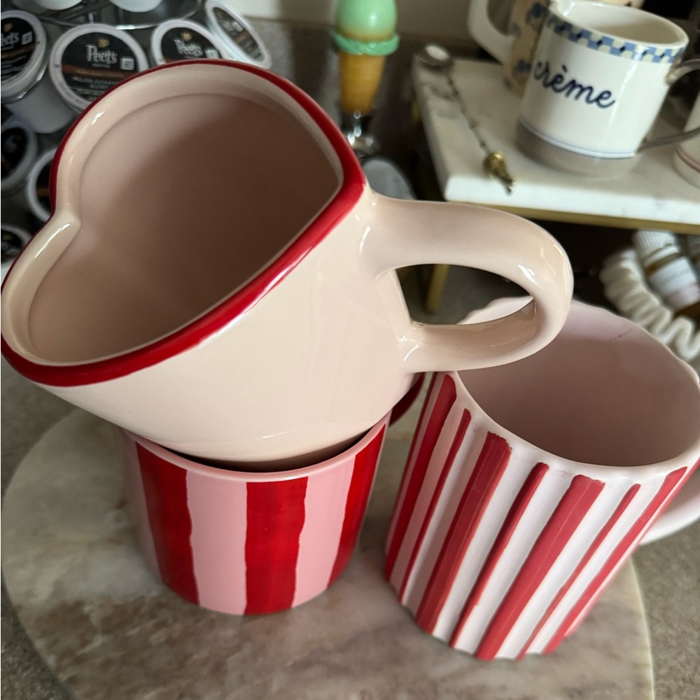 Ceramic Valentine’s Day mugs bundle